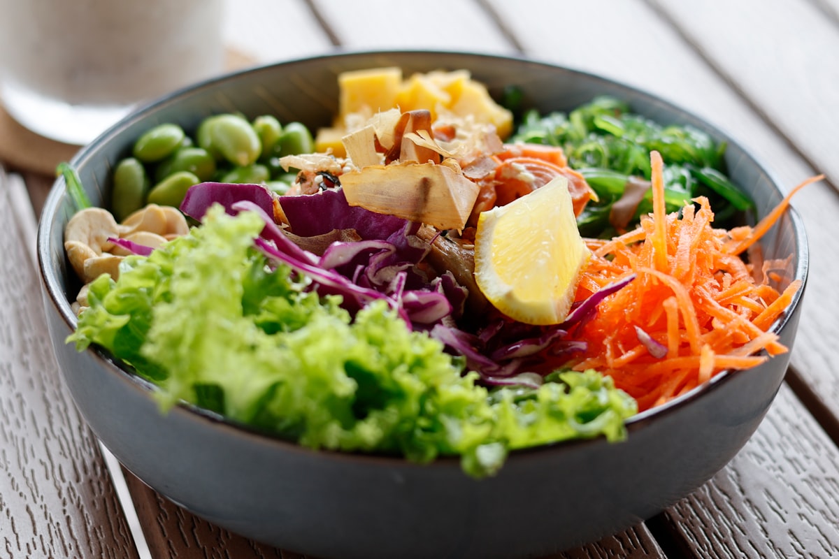 Vollkorn-Quinoa-Buddha-Bowl